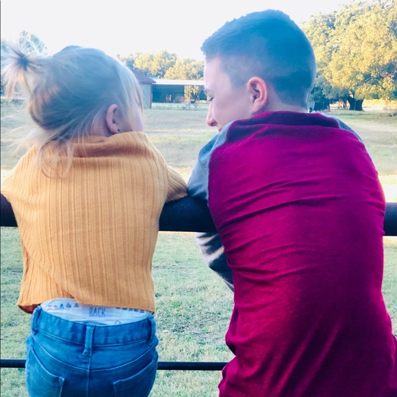 Meet your Posher, Tiffany - Picture 4 of 8